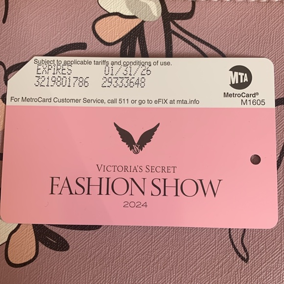 2024 VICTORIA SECRET Fashion Show NYC MetroCard - Picture 5 of 6